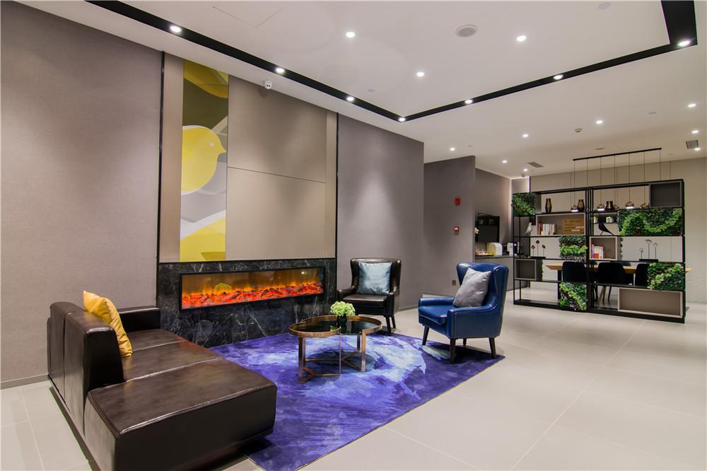 Business Trip Gold North Bund Dalian Road Metro Station Hotel 3*
